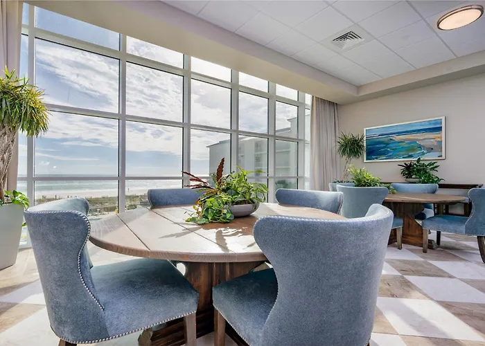 Phoenix Gulf Towers 1007 Apartment