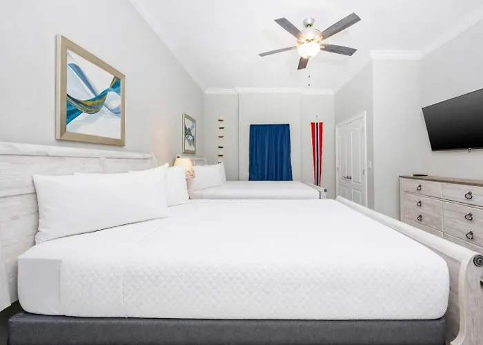 Phoenix Gulf Towers 1007 Apartment